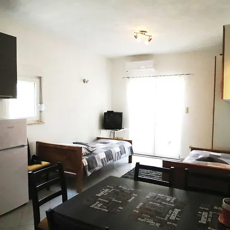 Ljubicic * Podstrana