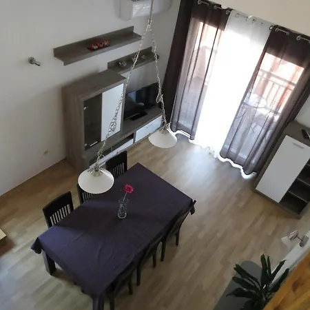 Ljubicic Apartment
