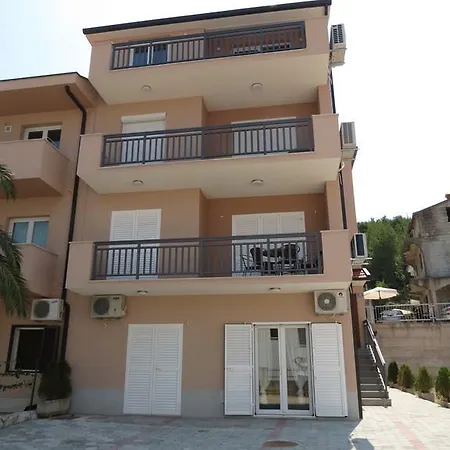 Apartment Ljubicic