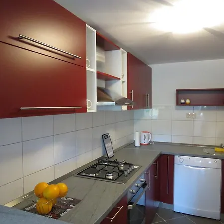 Ljubicic Apartment Podstrana
